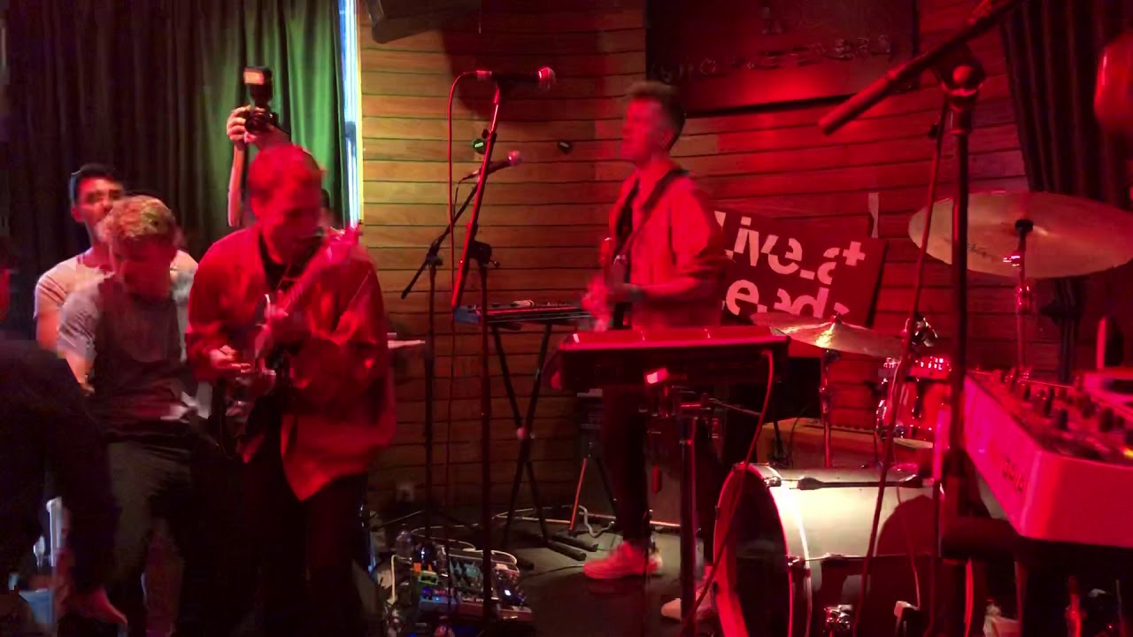 Apre. Live at Leeds. 4.5.19