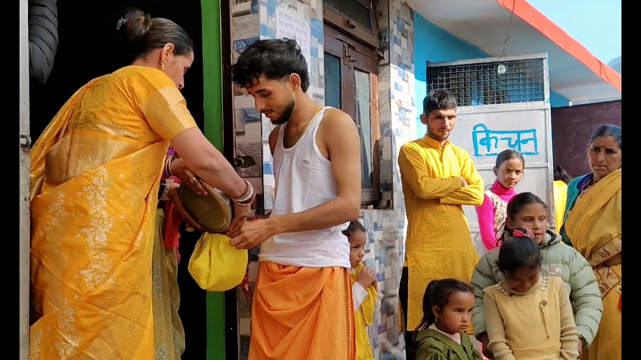 आज सभी लोग शादी में सरना ll Daily Pahadi Lifestyle Vlog ll