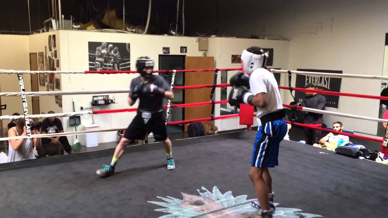 Eden Leznik VS Shakur Stevenson sparring 6/2/15 (r1)