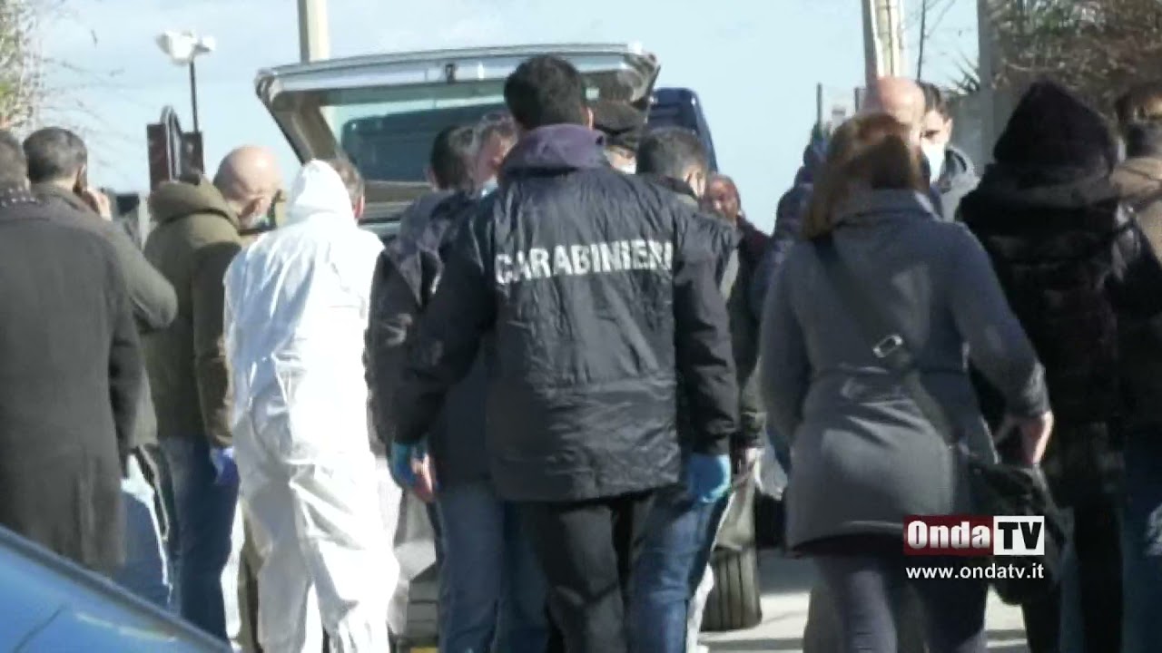 L'addio a Jenny, la 27enne di Misterbianco