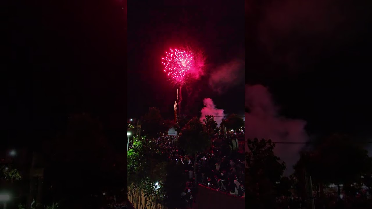 Kỷ niệm coi bắn pháo hoa 2026