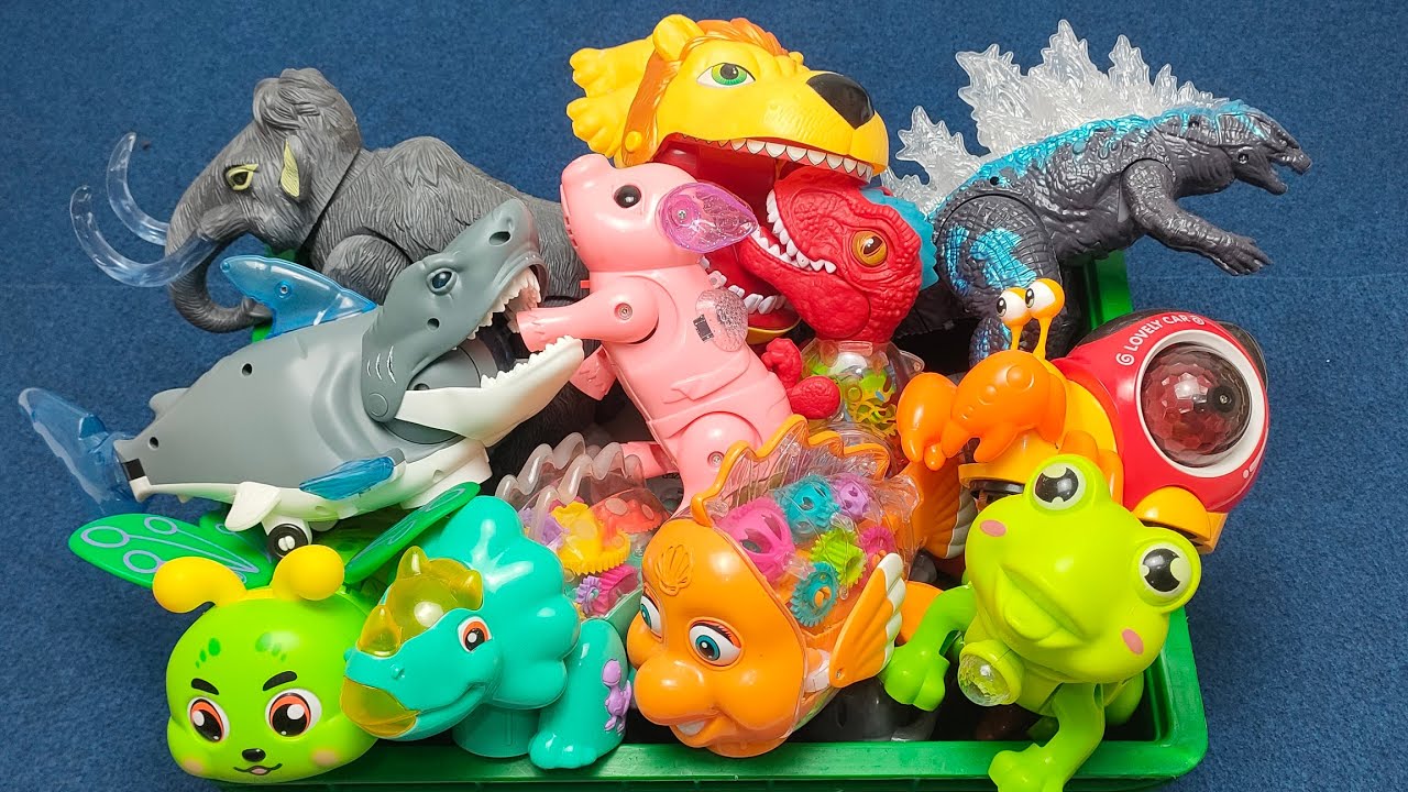 6 Minutes Toy Review ASMR | Calm Unboxing Sounds in a Green Box (No Talking)