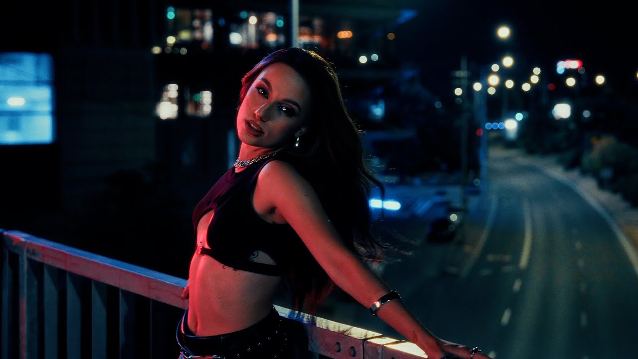 Mihaela Marinova - 100 Мечти (Official Video)