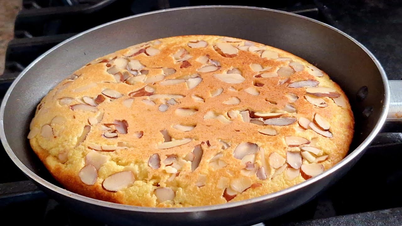 Sin horno sin Mantequilla sin Azúcar en un sarten Pastel de Almendras fácil y rápido