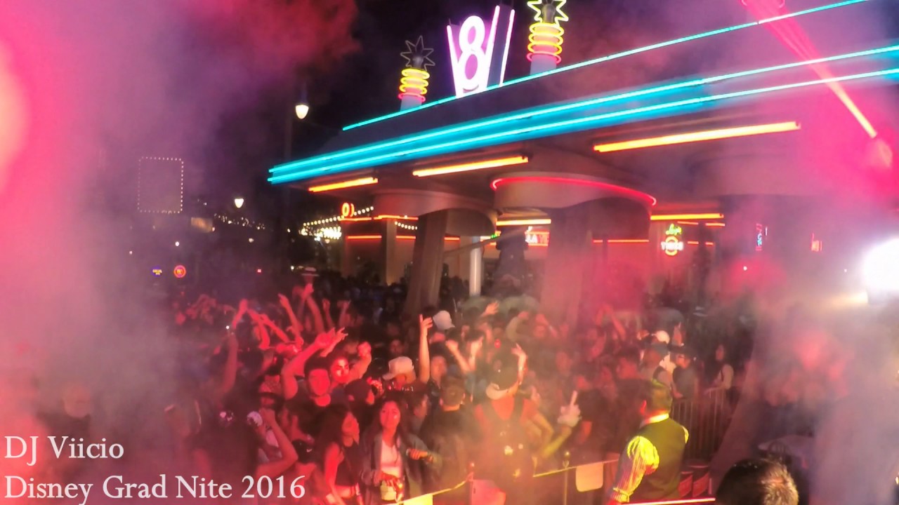 DJ Viicio live @ Grad Nite 2016 Disneyland