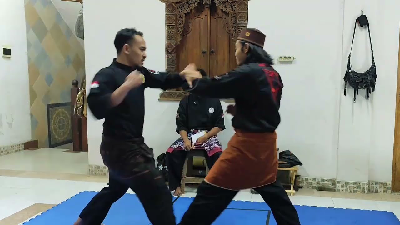 Silat Kuntau Borneo in Bali | Pukulan Patikaman 