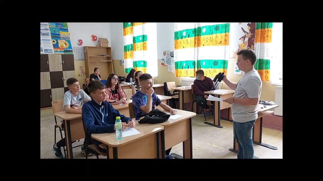 Sceneta   Profesorul cel nou   Clasa a VIII a A Chiojdu 2022