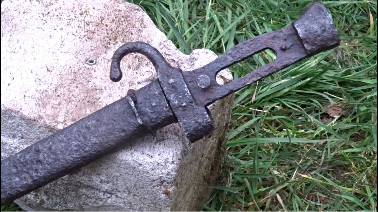 WW1 relic bayonet - French Mle. 1892 Berthier