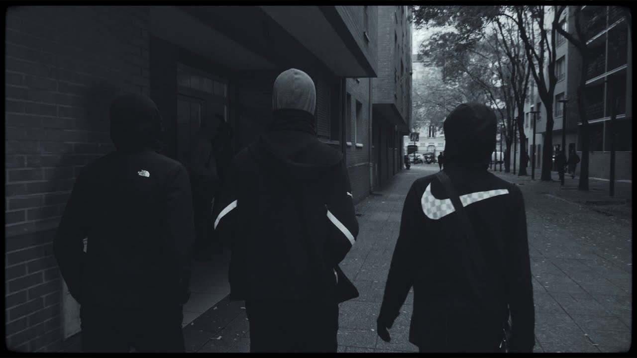 C2V - LA PEUF (CLIP OFFICIEL)