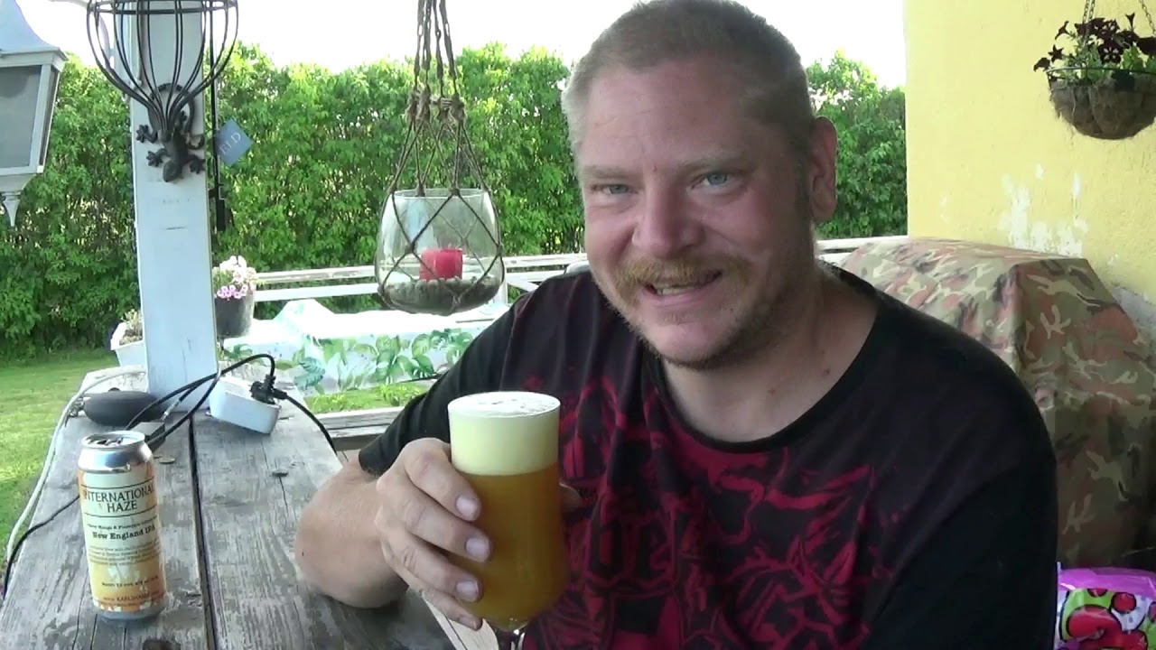 Över Ett Glas #650 International Haze, Brygghus 19