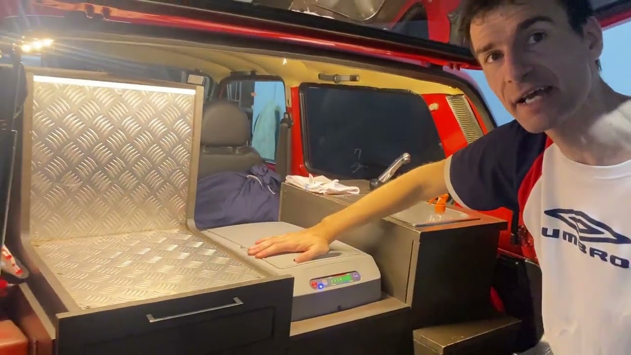 Checkin Lada Niva Camperized - English - Advantura