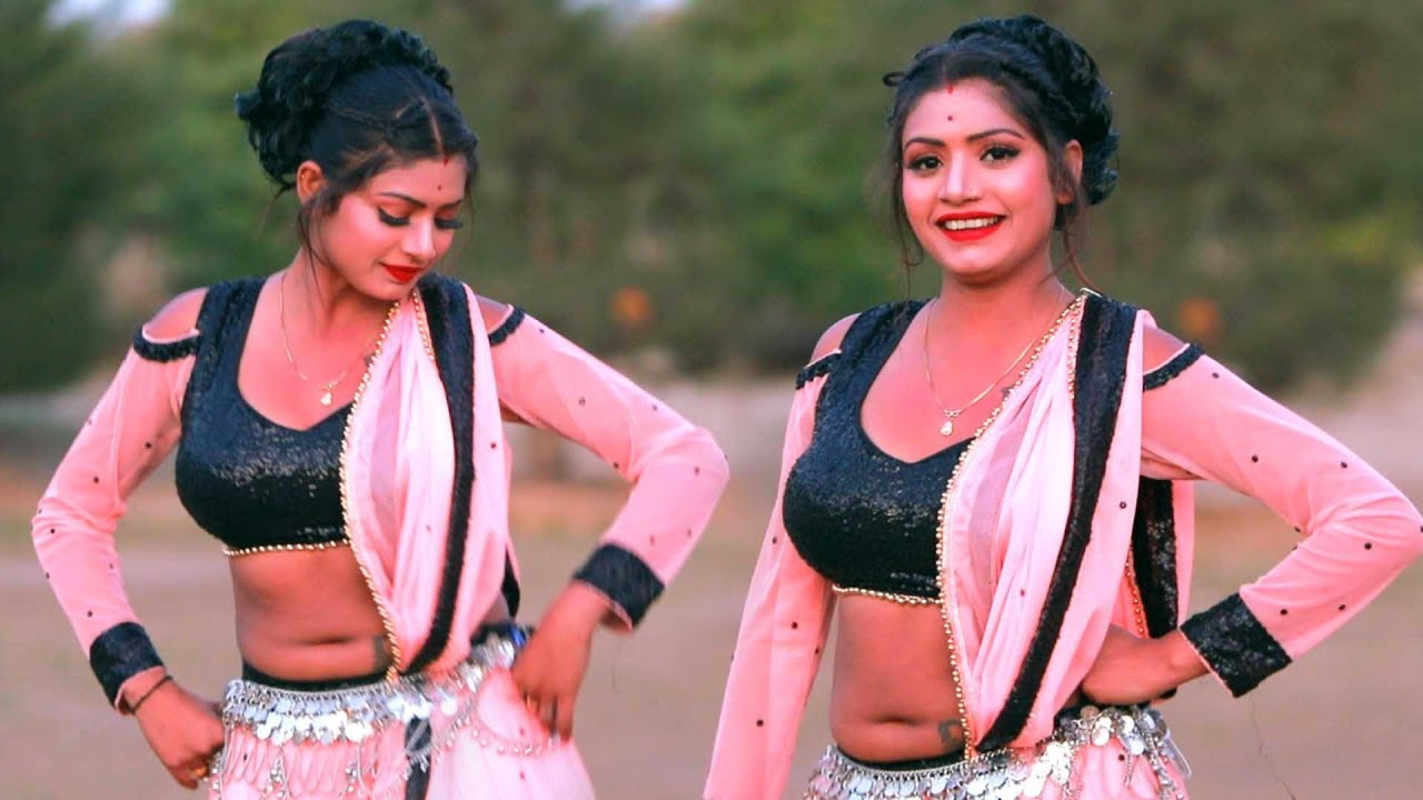 रानी का शानदार डांस देखिये - सुमित यादव के गाना पर रानी ने गजब का डांस किया - आप देखिये
