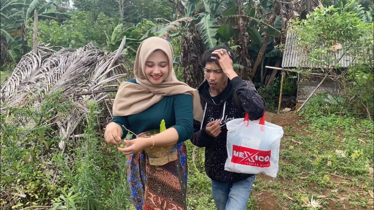 ALHAMDULILLAH‼️NENG SARI GADIS DESA CANTIK KEDATANGAN TAMU DUDA GANTENG DARI KOTA