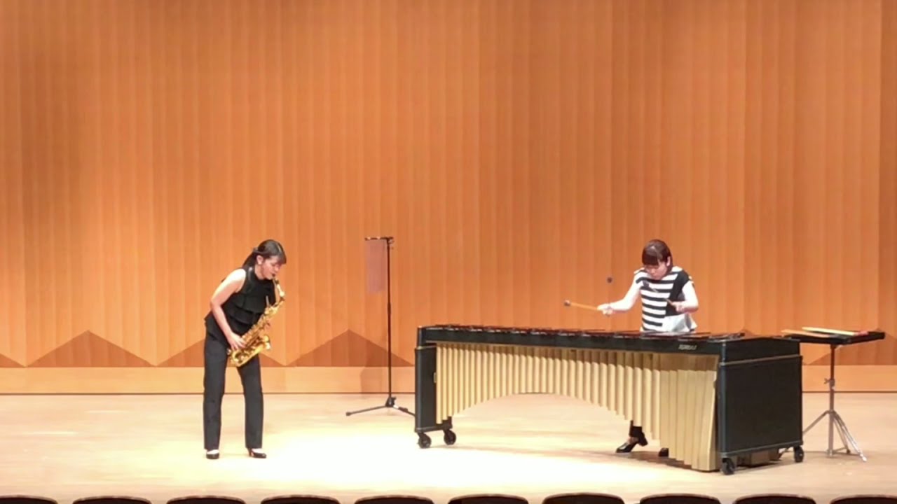 Akira Yuyama - Divertiment for Marimba and Alto Saxophone / マリンバとアルトサクソフォンのためのディベルティメント