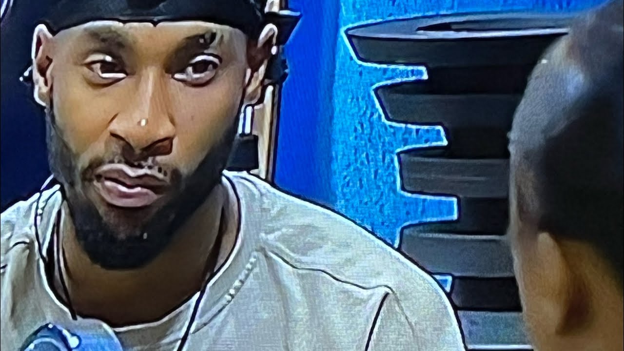 “Tell Bravo B you like me”Trixie tells Que to be a man #bbmzansi #bbm 