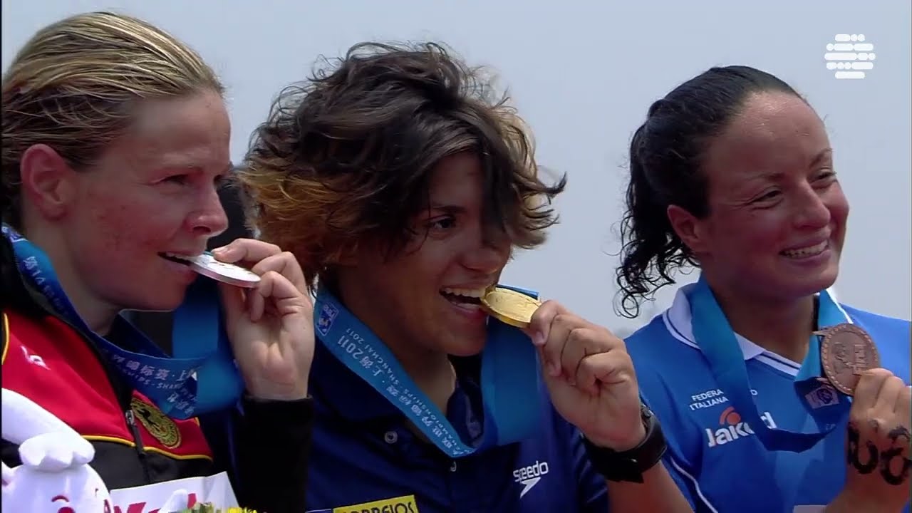 🏊‍♀️🇧🇷 Ana Marcela Cunha’s First World Title! 🥇 2011 Open Water Swimming 25km Win