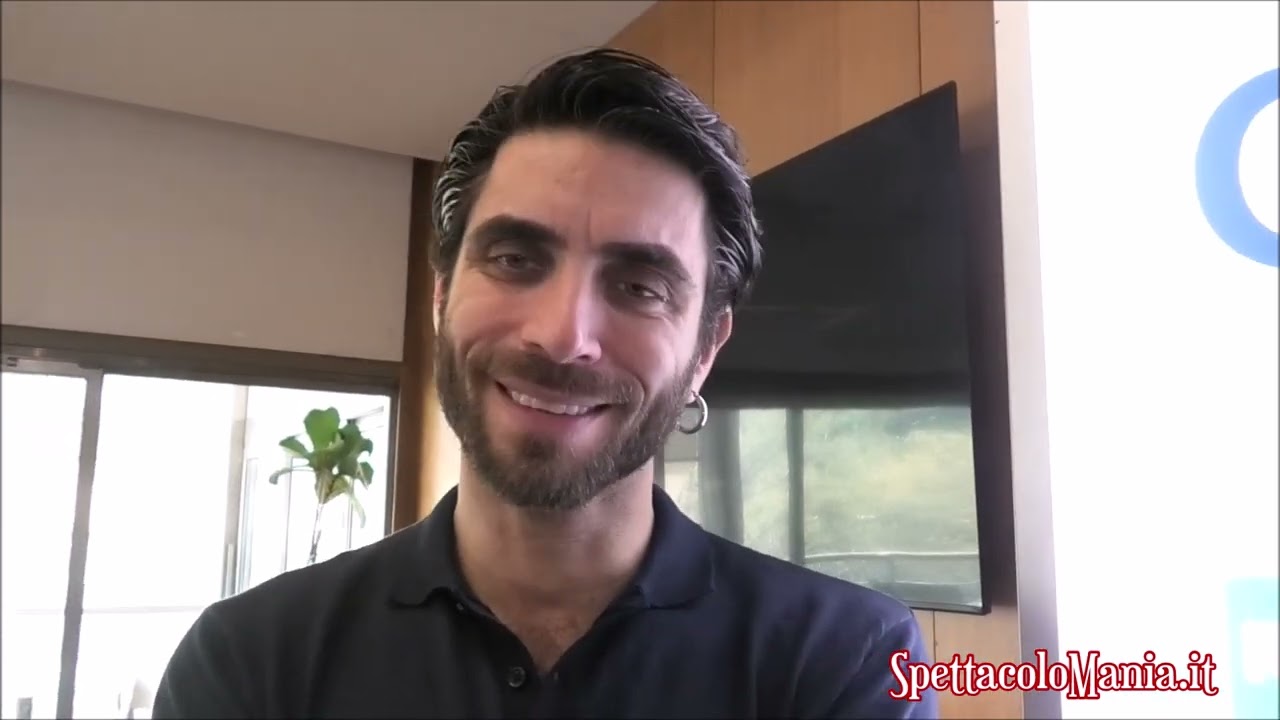 Costanza, Marco Rossetti: Marco ha una vita bella finchè Costanza non gli smonta il castello