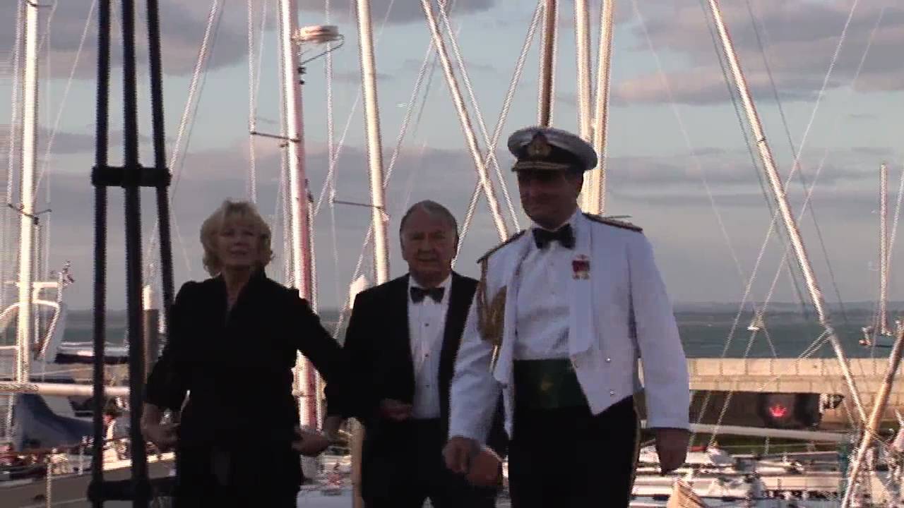Cowes ashore - the social side of Cowes Week