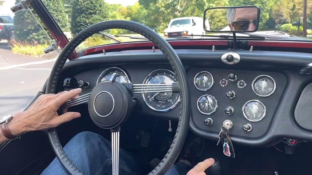 1962 Triumph TR3 - driving