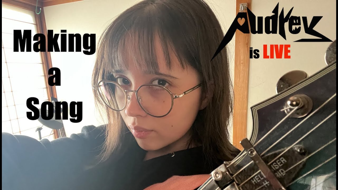 Audrey making a song live!!!!!????（＾ω＾）