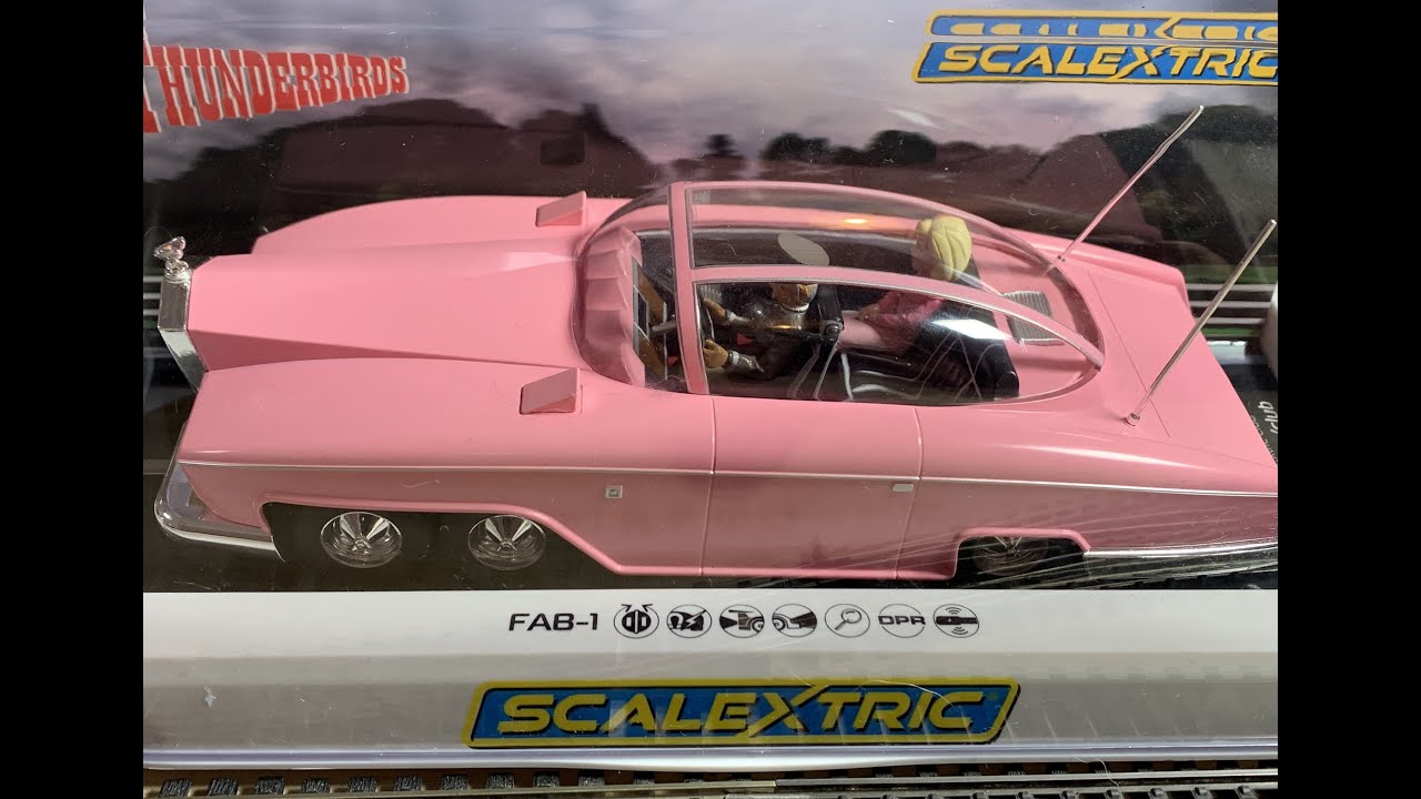 Scalextric C4479 Thunderbirds FAB1 unboxing & time trial