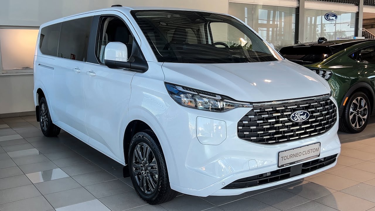 2025 Ford Tourneo Custom - Interior and Exterior Walkaround