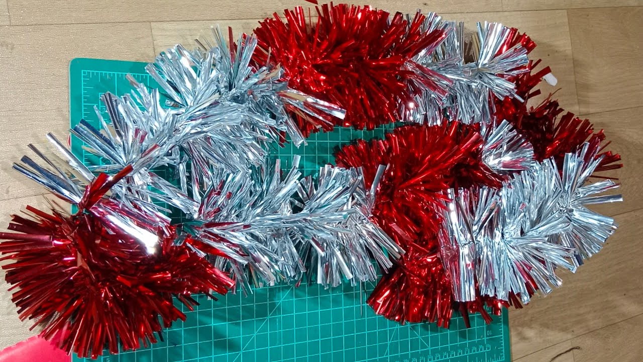 HOW TO MAKE CHRISTMAS GARLAND WITH METALLIC FOIL