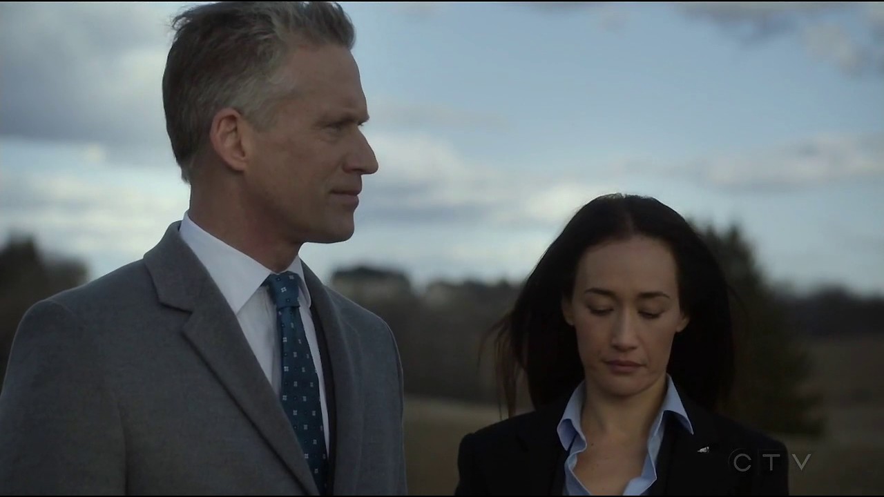 Clunky Product Placement in Designated Survivor #18
