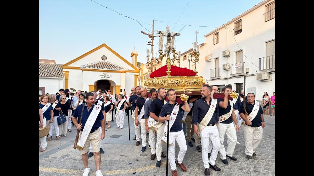 Traslado procesional del Cristo Chico en Lopera. Año 2025.