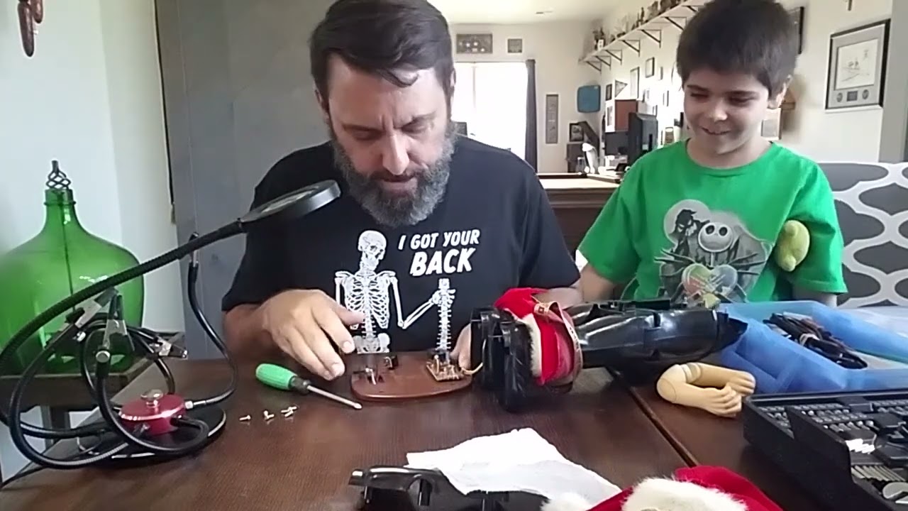 Jingle Bell Rock Santa Repair, Part 1