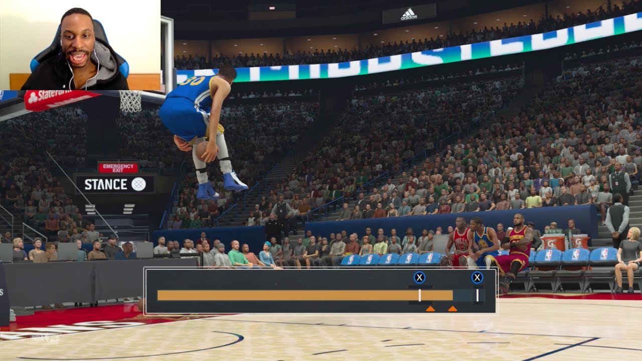 Giant Player Slam Dunk Contest! Stephen Curry vs LeBron James vs Kevin Durant vs Michael Jordan!