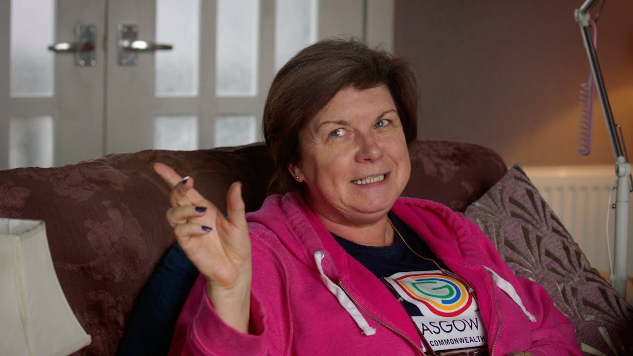 Going upstairs - Two Doors Down: Episode 2 Preview - BBC