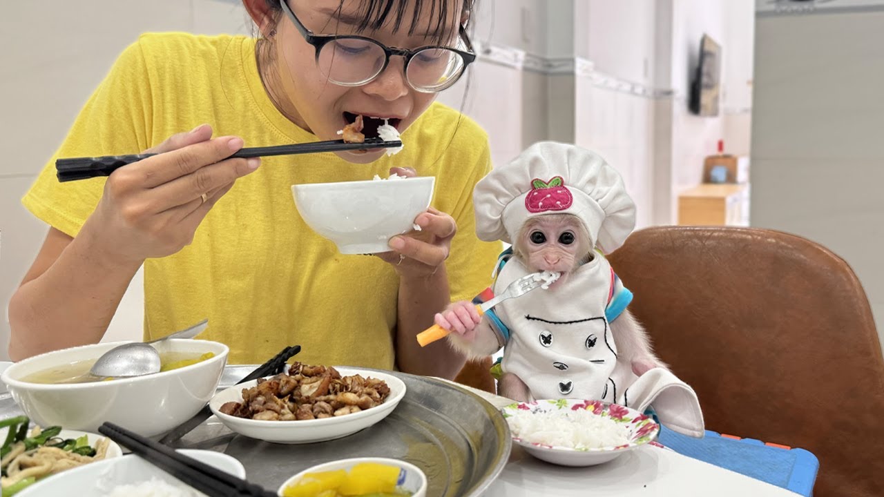 Super Chef Lucky Shows Off His Cooking Skills For Mom: So Adorable!