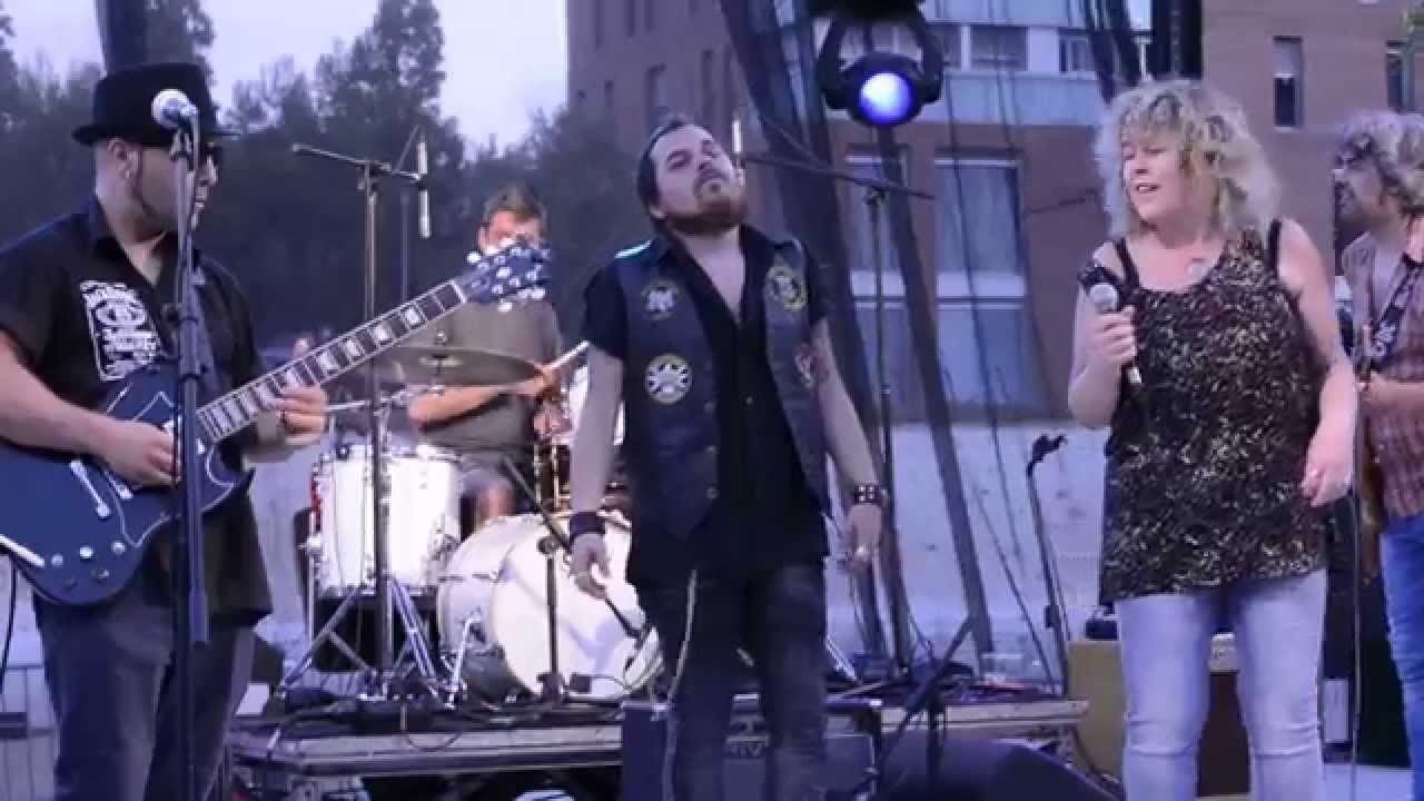 Jimmy Barnat&aacute;n & The Cocooners with Big Mama Montse