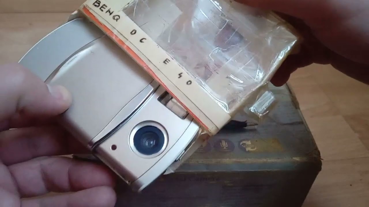 Carcasă inventată de mine pe camera foto digitala Benq DC E40 