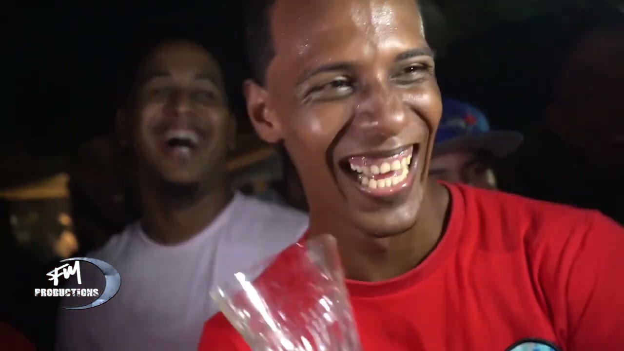 😁 A REIR 🤣 MR MUAKS 🆚 SUCULENTO - Batalla de Freestyle en el Regreso de #Tinyord #Invivienda 2023