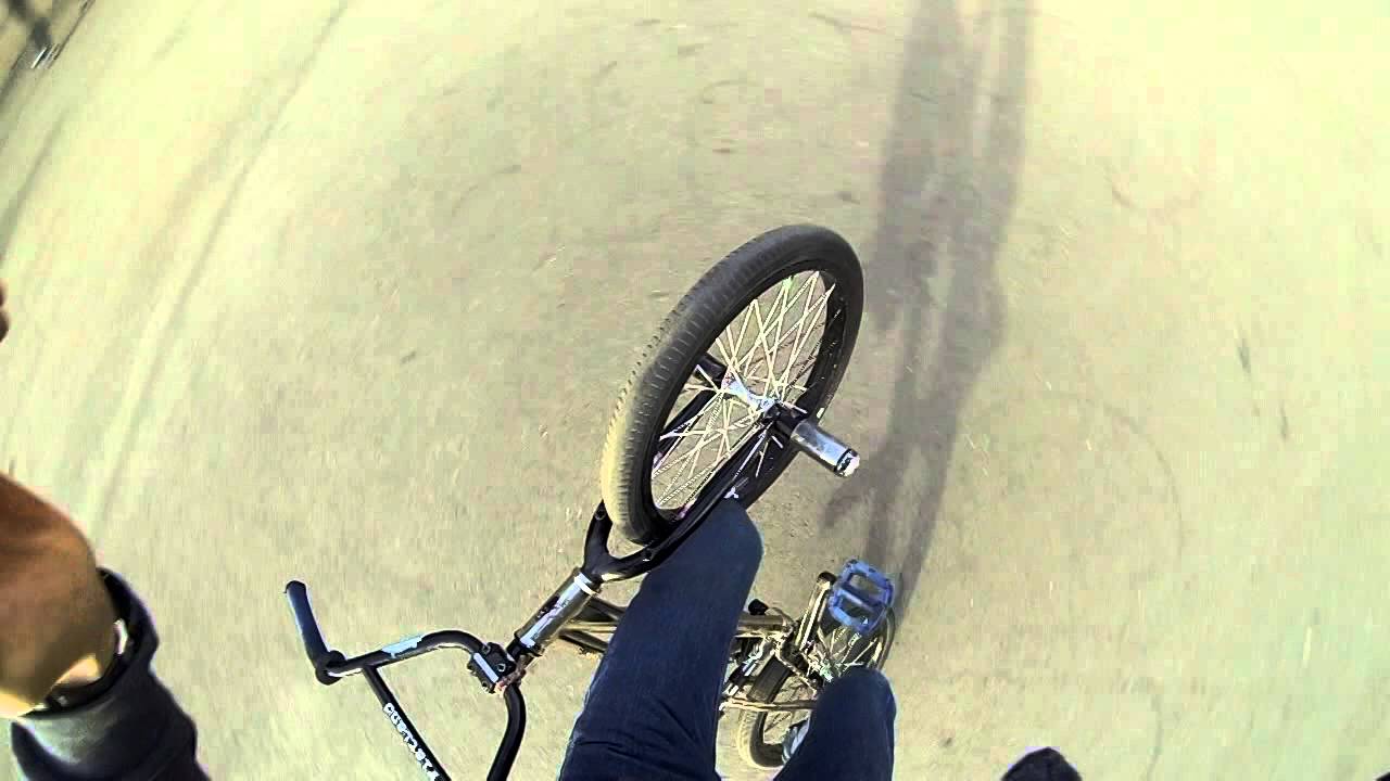 #1week1trick - back wheel hook spin