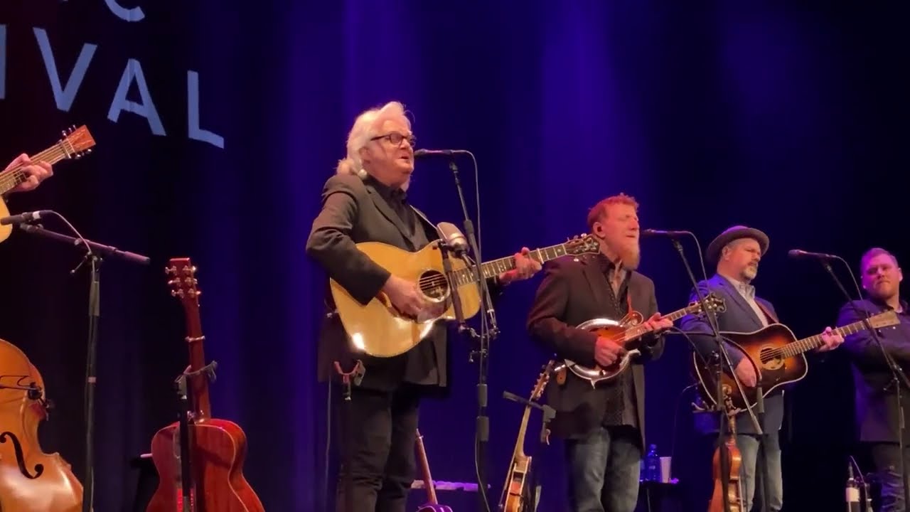 The Darkest Hour - Ricky Skaggs & Kentucky Thunder