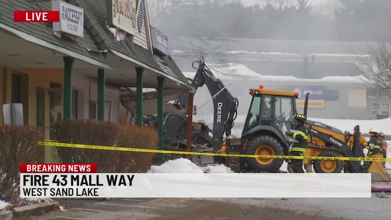 Investigation underway at West Sand Lake mall
