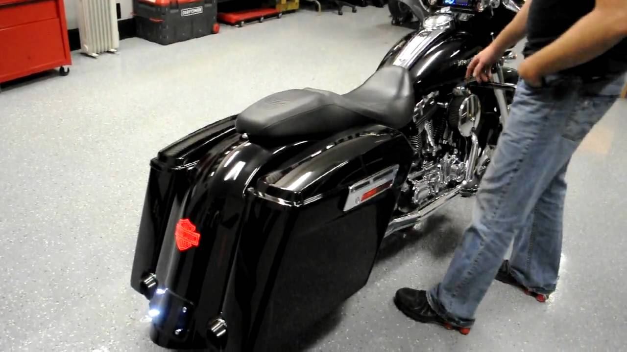 2006 Harley Davidson custom Street Glide