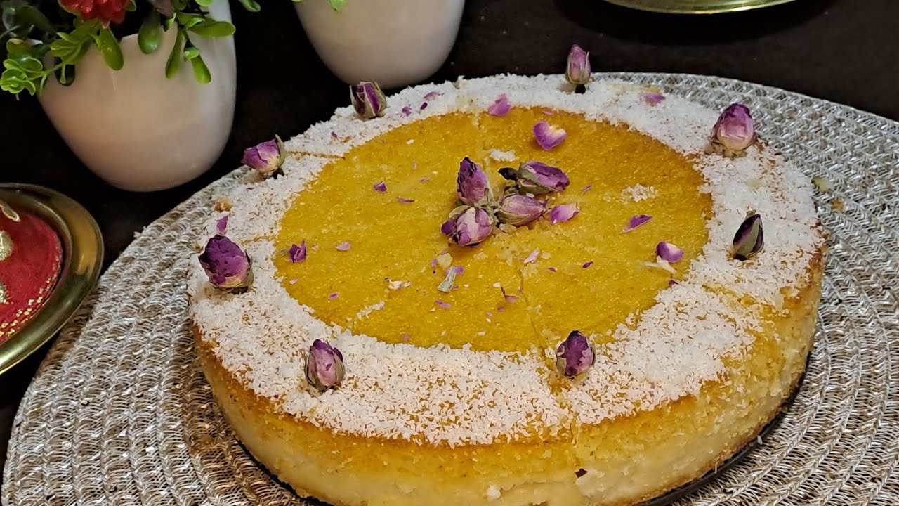 بسبوسة ملكية بثلات طبقات رائعة شكلا ومذاقا تستحق التجربة