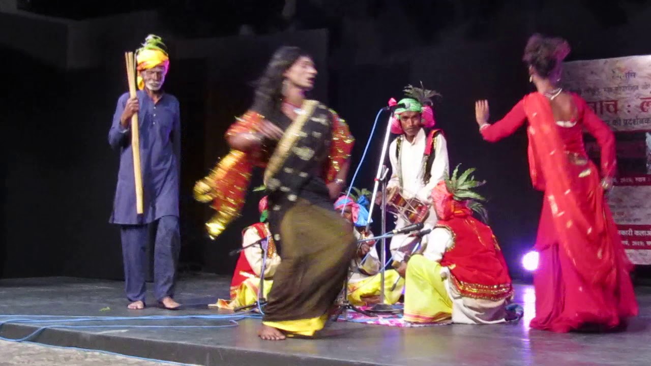 GOND NAACH : VIVIDHA: Diverse Cultural Expressi Bihar गोड़ नाच ya Godao Naach गोड़ओ नाच VIVIDHA