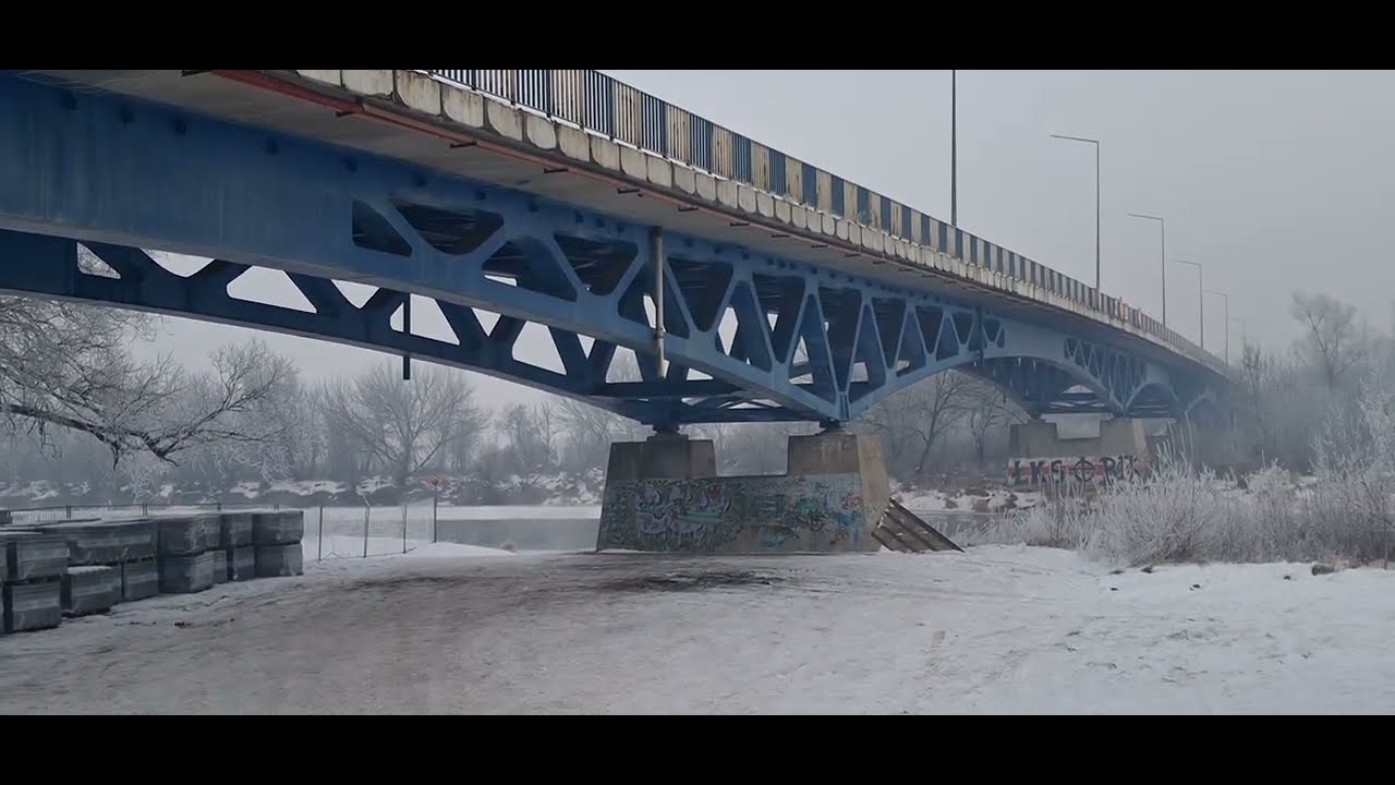 Most zimową porą (Łomża)