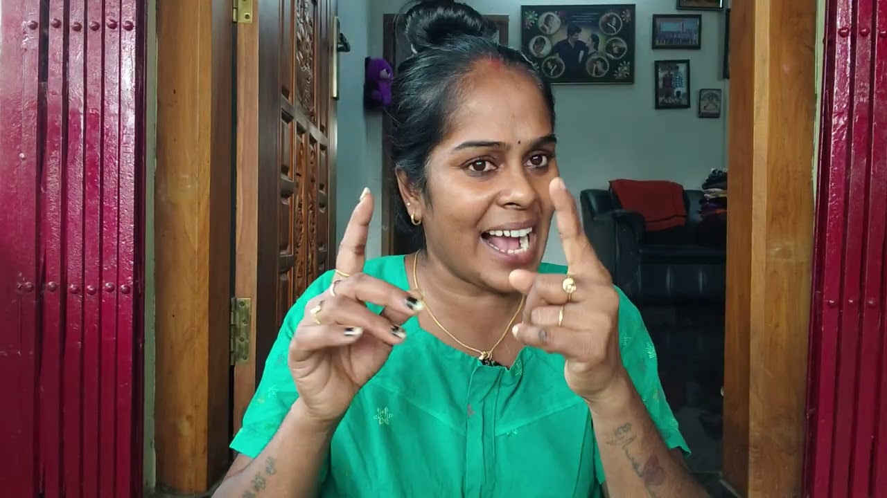இந்த வருஷத்த உன் குடும்பத்தோட கொண்டாடுன்னு சொன்னாஎன்னை ஏன் போக சொல்றேன்னு திட்டுறான் 😡😡😡