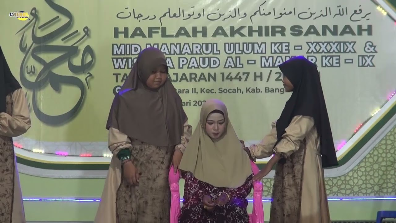 Drama Panggung pada acara HAFLAH AKHIR SANAH MADRASAH IBTIDAIYAH DINIYAH Manarul Ulum XXXIX