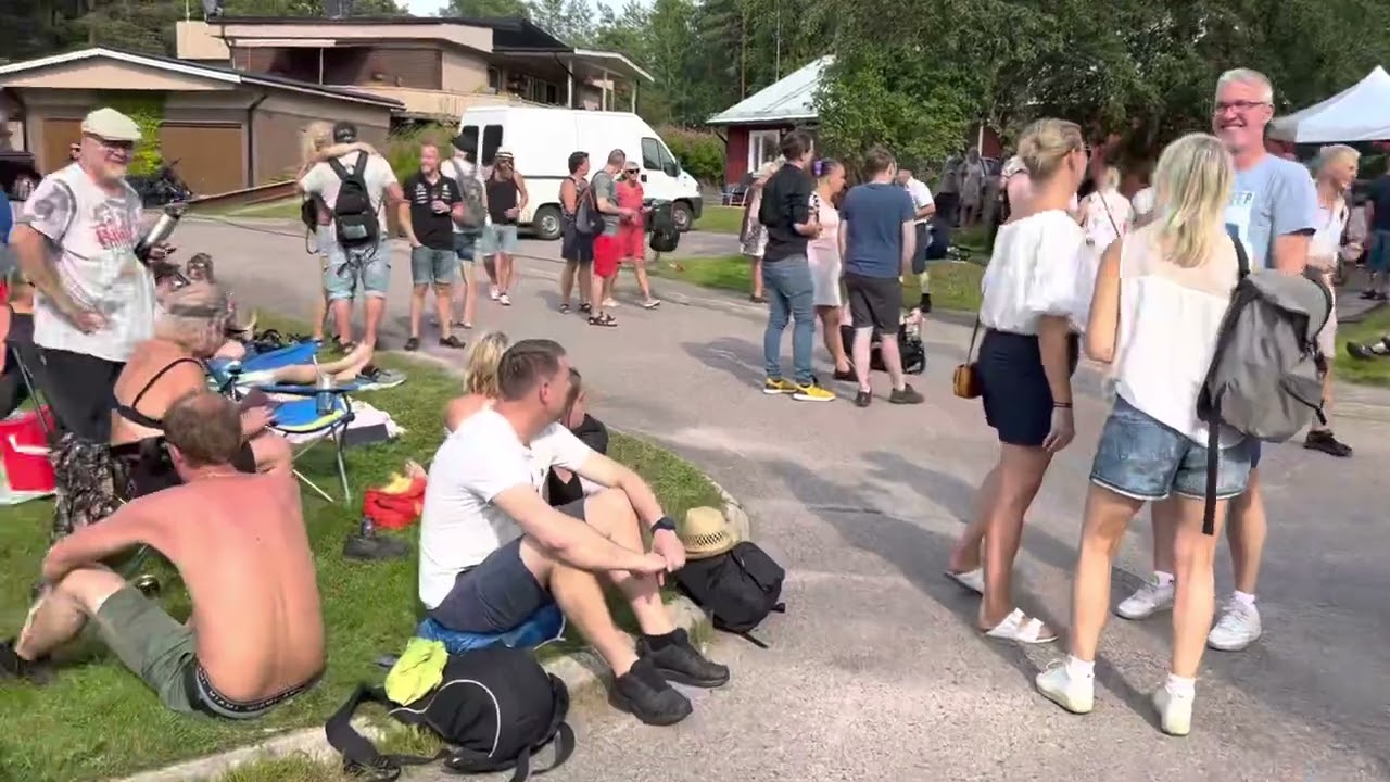 Vägen in till Callinaz ”hemliga” spelning