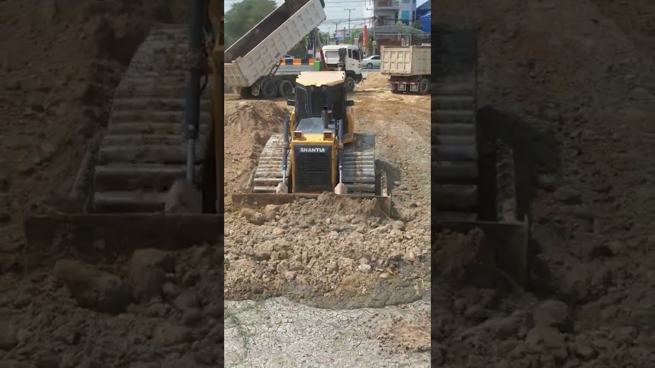 Cool! Shantui DH17 C2 Dozer Pushing Dirt Clearing Mud In The City #Short