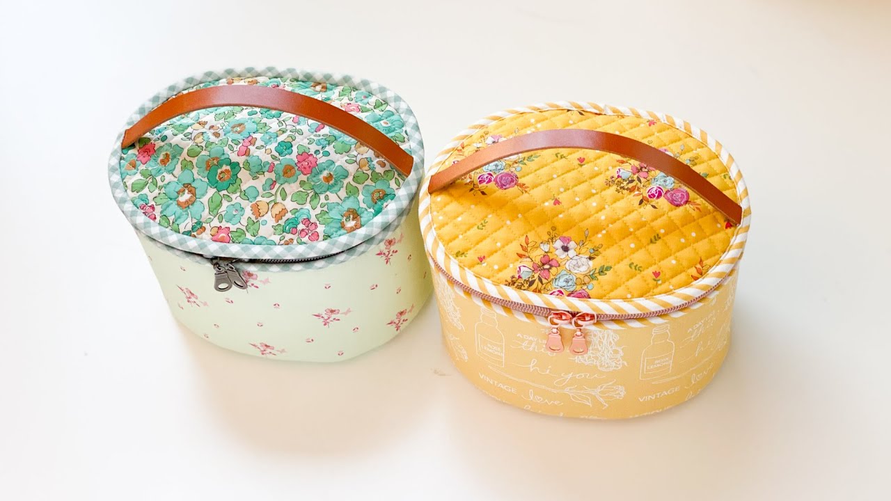 Oval Sewing Case | Zippered Pouch | Round Sewing Bag