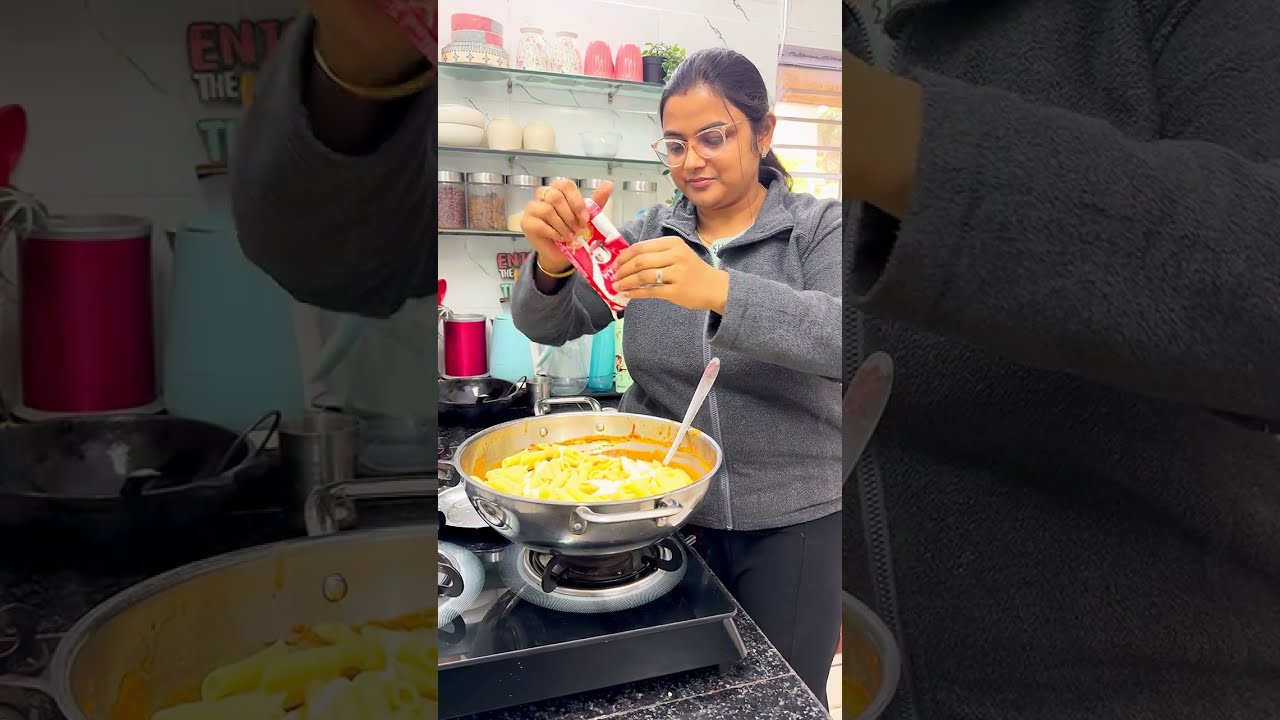 Ek bar aap ye pasta try kar loge to bar bar banaoge, makhni pasta #sonalkirasoi 