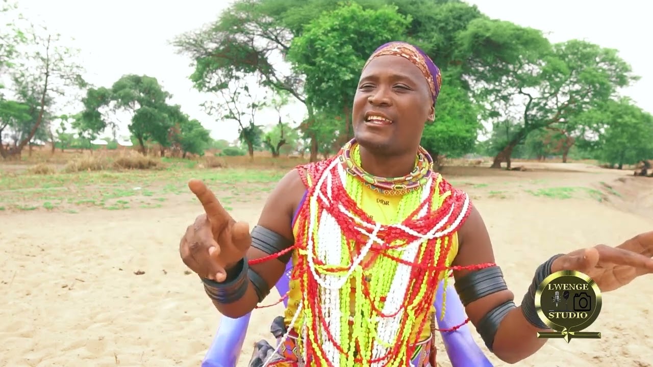 MAIKU MAKONDU __-__HARUSI YA MINZI ( OFFICIAL VIDEO)